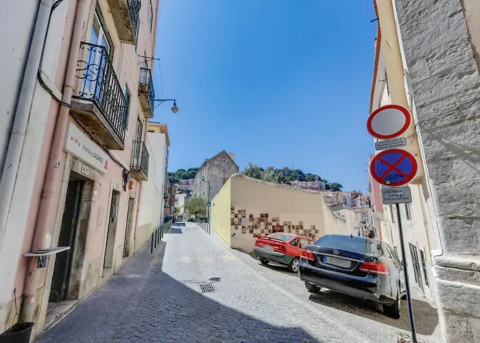 Charming 1 Bedroom In Mouraria Heart Of Historic Lisboa