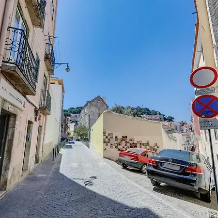 Charming 1 Bedroom In Mouraria Heart Of Historic Lisboa